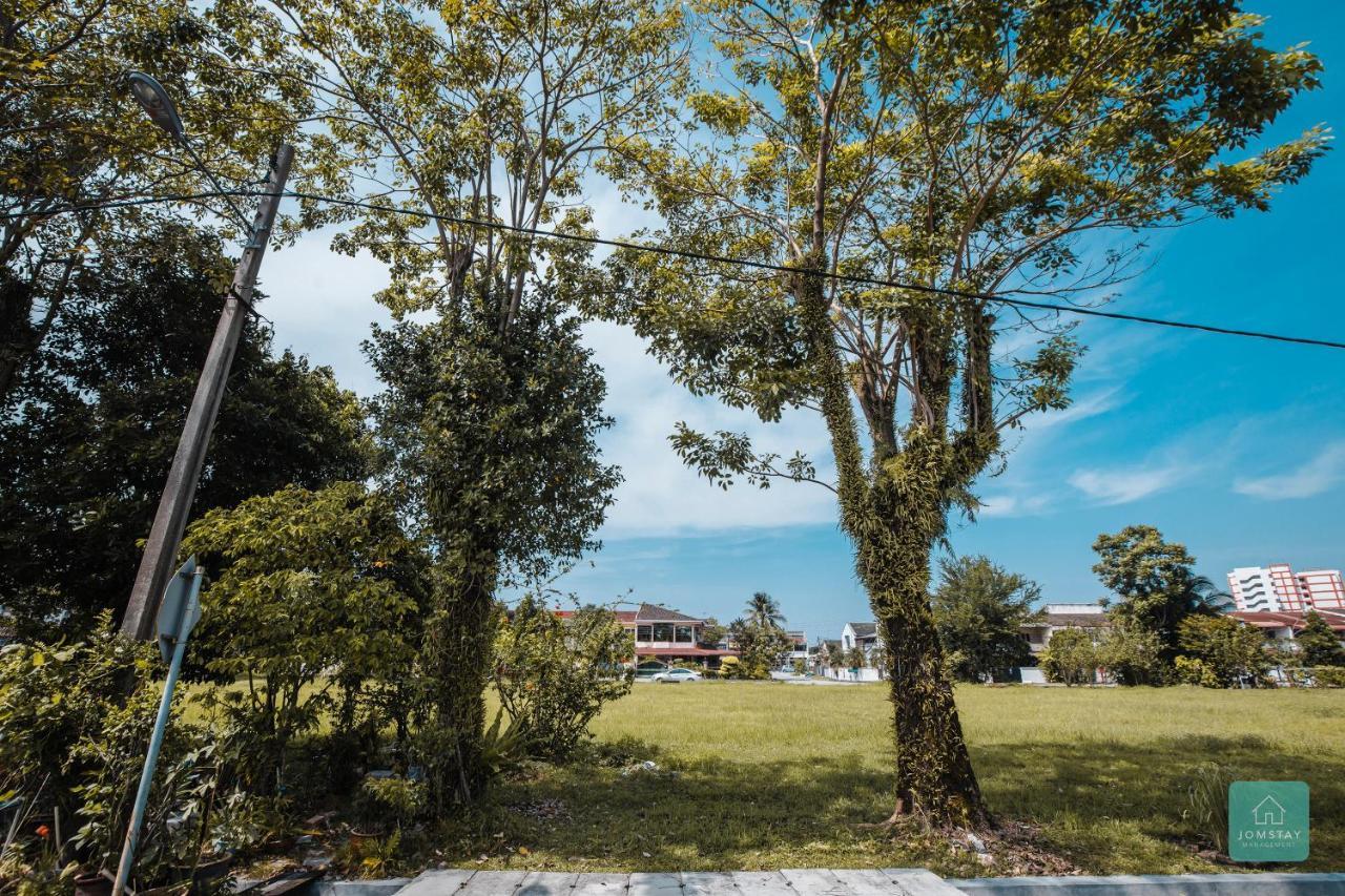 Jomstay Muji 19 & 7 Inn Ipoh Garden 8-10 Pax Bagian luar foto