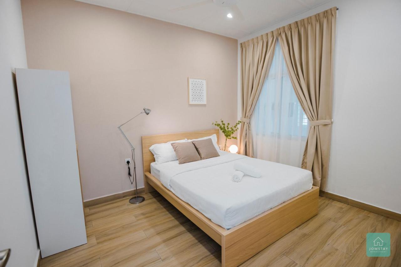 Jomstay Muji 19 & 7 Inn Ipoh Garden 8-10 Pax Bagian luar foto